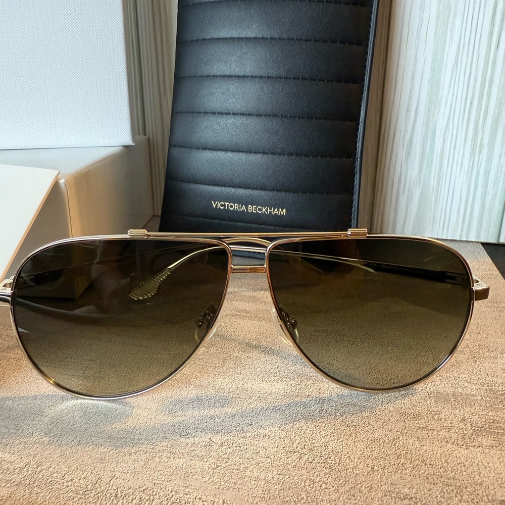Victoria Beckham Gold Aviator Sunglasses, Box, case and wipe - Picture 2 of 8